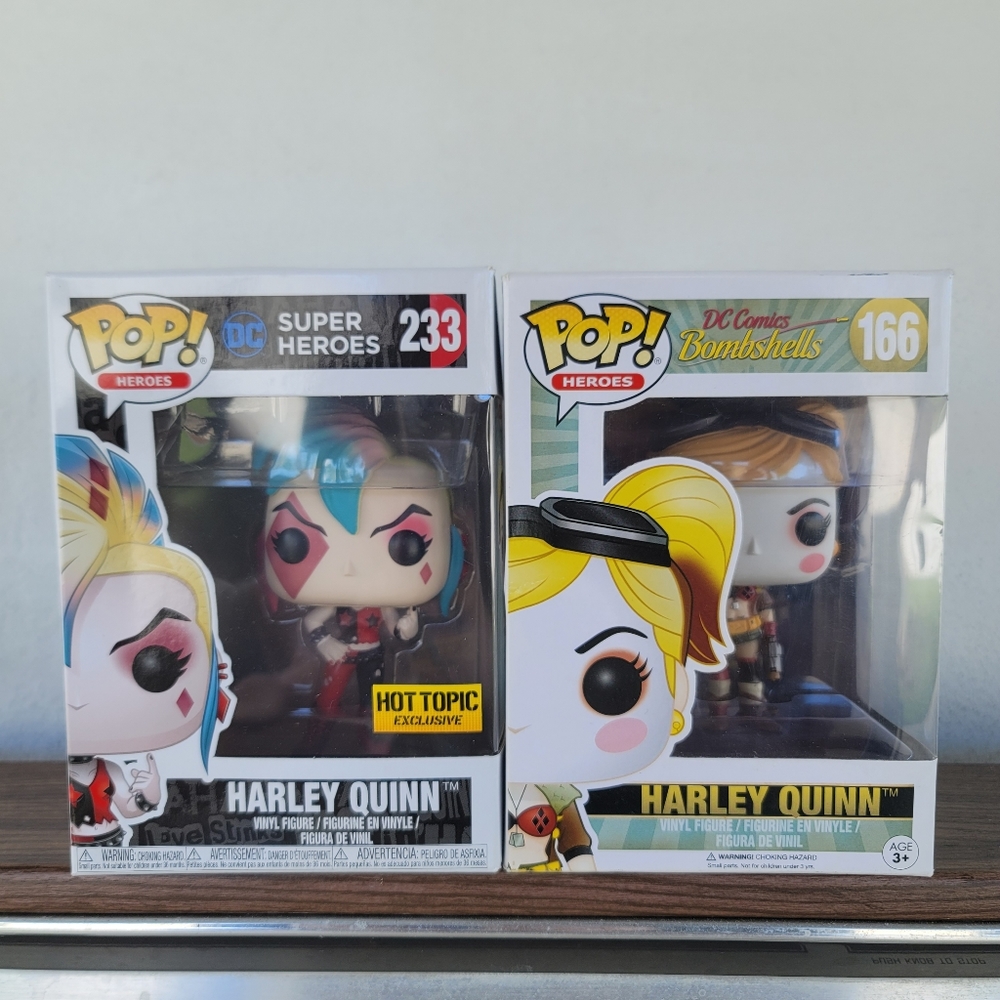 🚨 2 Harley Quinn Funko!